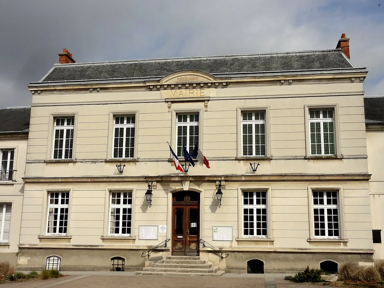 Façade de la mairie de Bessancourt